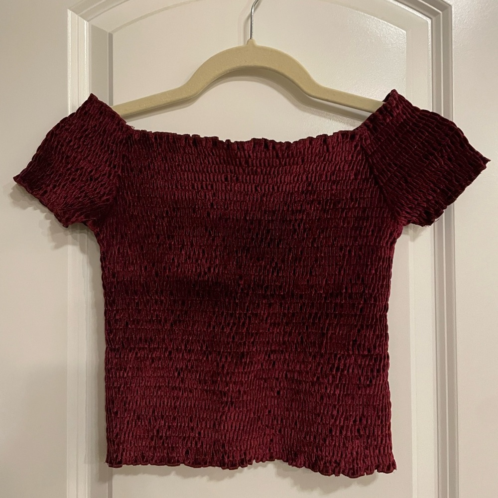 Urban Outfitters cropped tshrit